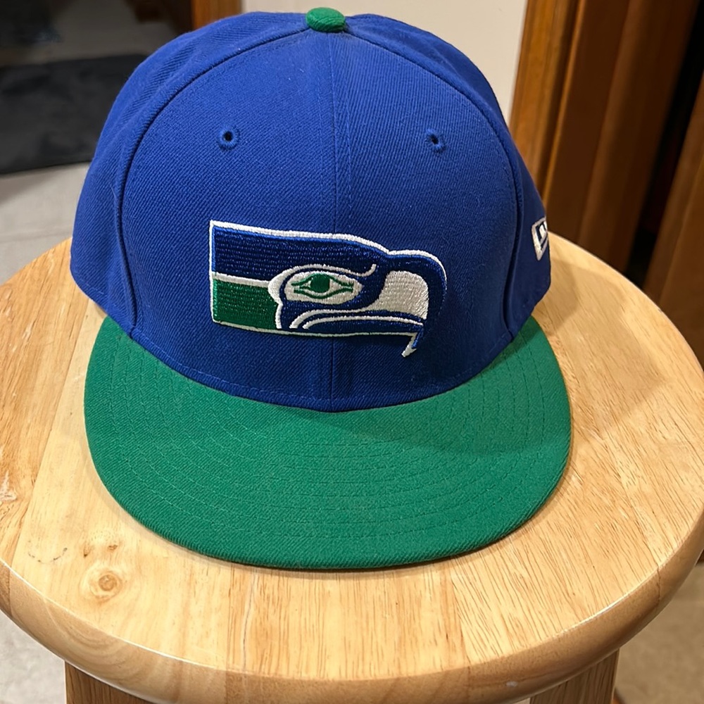 Retro Seattle Seahawks New Era Fitted Hat Size 7 1/4